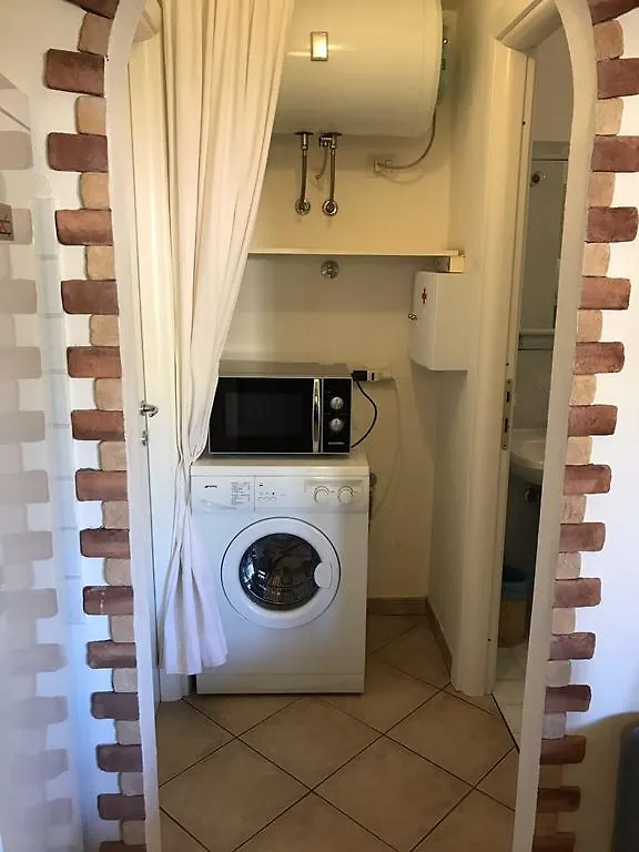 Villino Iris Villa Murta Maria 0*,