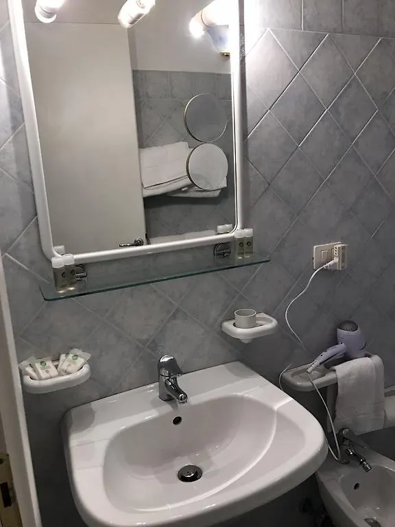 Villino Iris Villa Murta Maria Italia